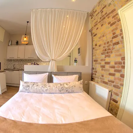 New @ Porta Remounda